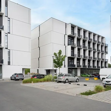 Airport Zarembowicza By Renters