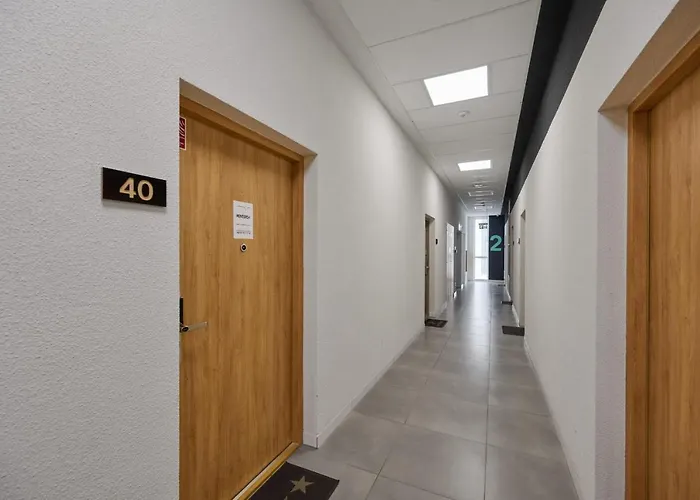 Airport Zarembowicza By Renters Wroclaw