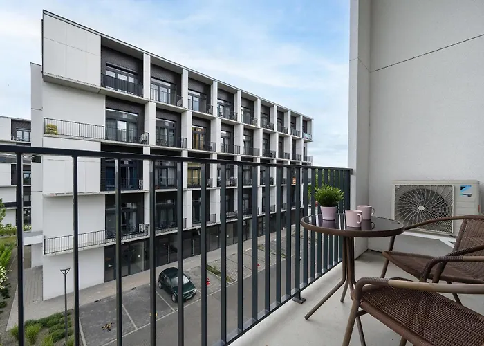 Airport Zarembowicza By Renters Apartment Wroclaw