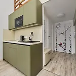 Airport Zarembowicza By Renters