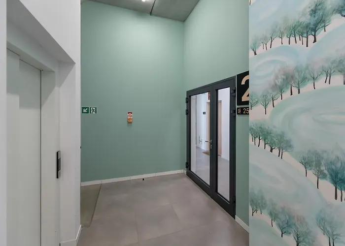 Airport Zarembowicza By Renters Διαμέρισμα